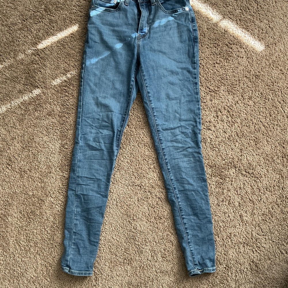 Stylish Blue Women's Skinny Jeans